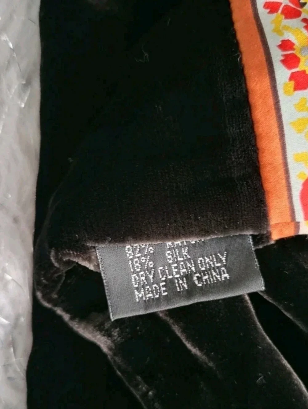 Kenneth Cole vintage never